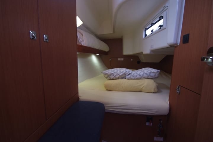 Sailboat Bavaria  33 Cruiser (2015) for Charter - Punat | #21375 - 7