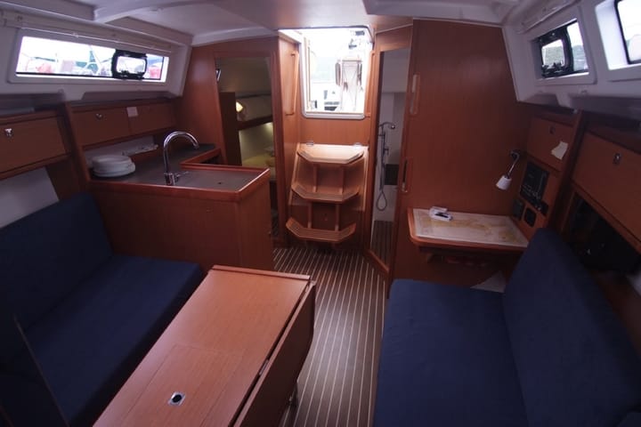 Sailboat Bavaria  33 Cruiser (2015) for Charter - Punat | #21375 - 5