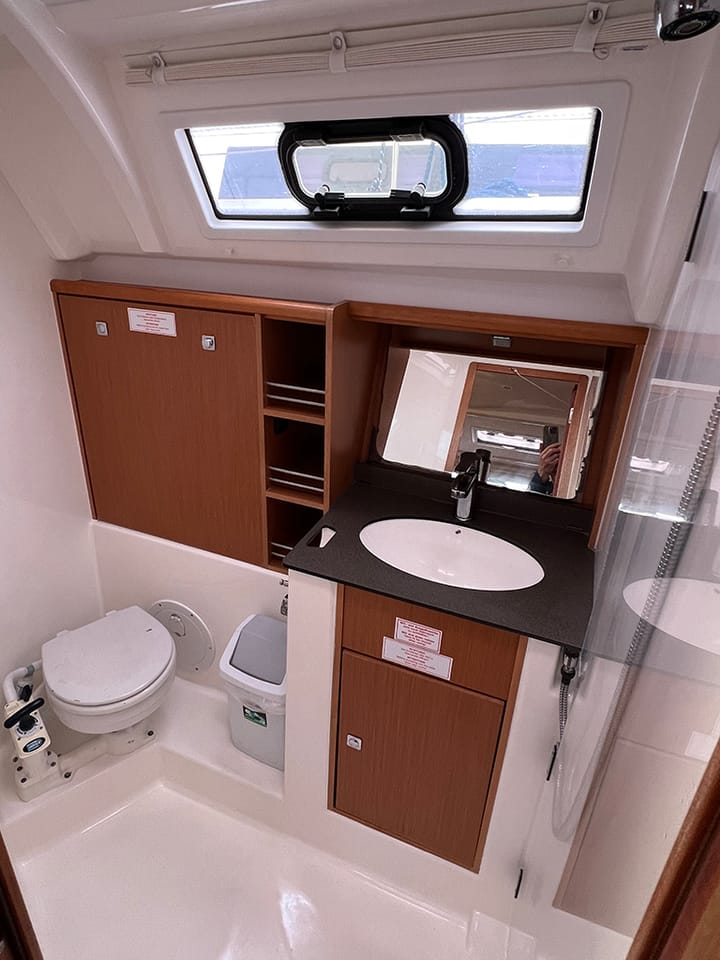 Sailboat Bavaria  41 Cruiser (2014) for Charter - Punat, Krk | #21376 - 12