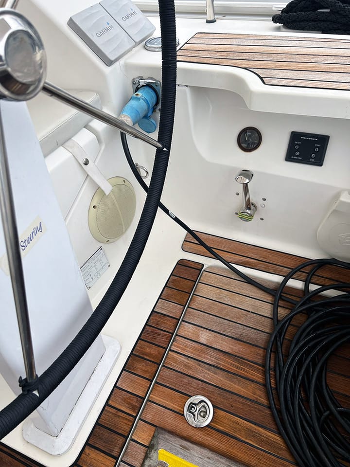 Sailboat Bavaria  41 Cruiser (2014) for Charter - Punat, Krk | #21376 - 17