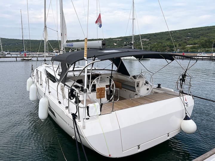 Sailboat Bavaria C45 Style (2023) for Charter - Punat | #21382 - 4