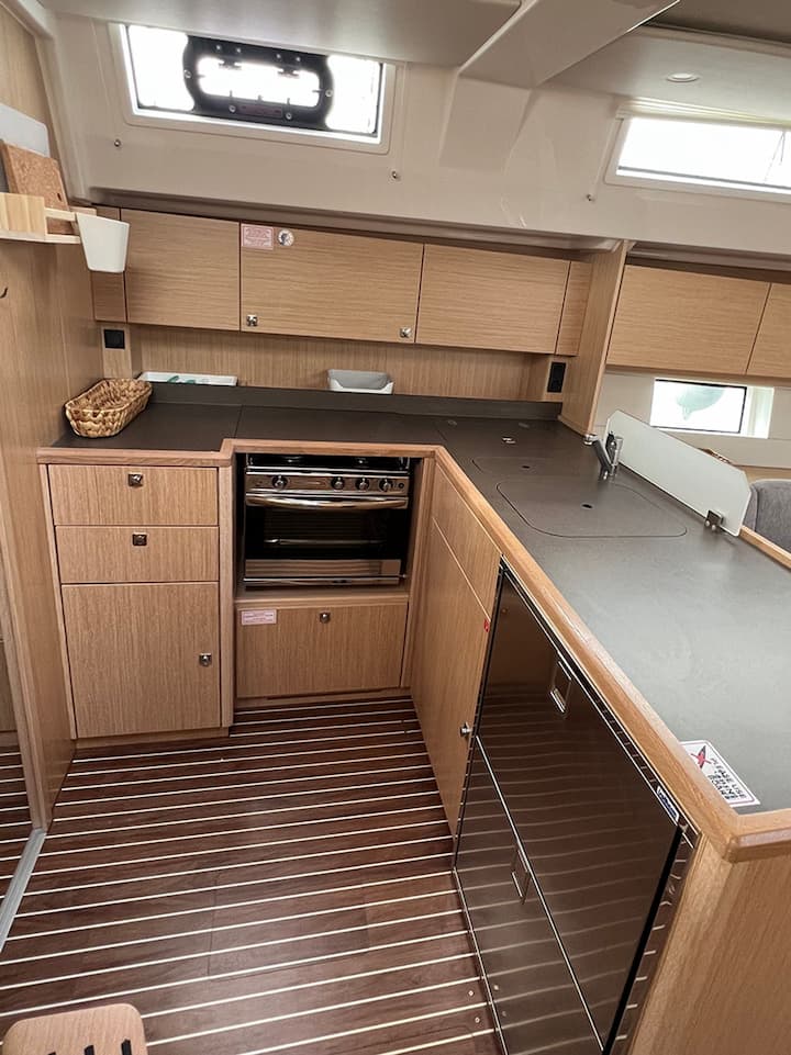 Sailboat Bavaria C45 Style (2023) for Charter - Punat | #21382 - 23
