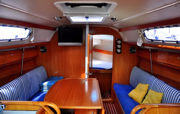 Sailboat Bavaria  31 Cruiser (2008) for Charter - Izola | #21433 - 7
