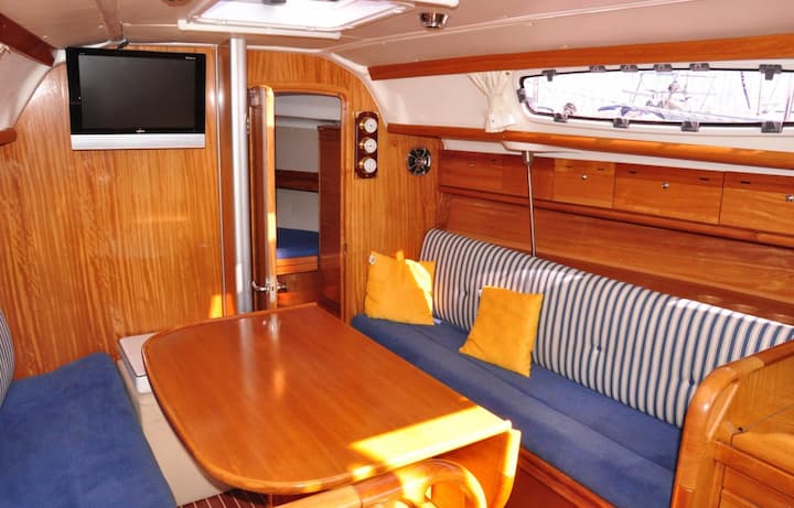 Sailboat Bavaria  31 Cruiser (2008) for Charter - Izola | #21433 - 8