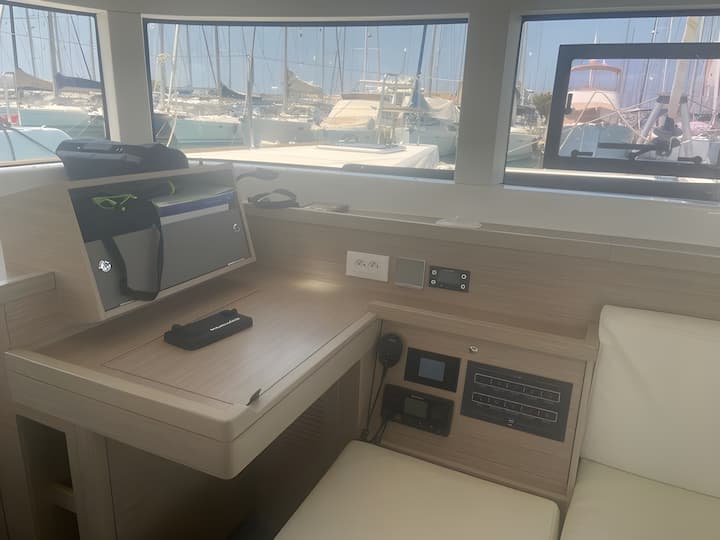 Lefkada 12.1 m Per noleggio Catamarano - #21470 - 15