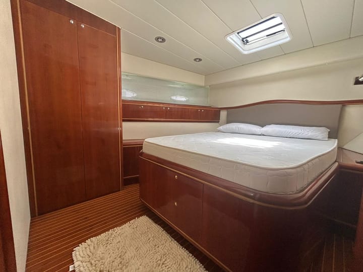 Motorboat Rizzardi  50 Top Line (2002) for Charter - Rome | #21503 - 3