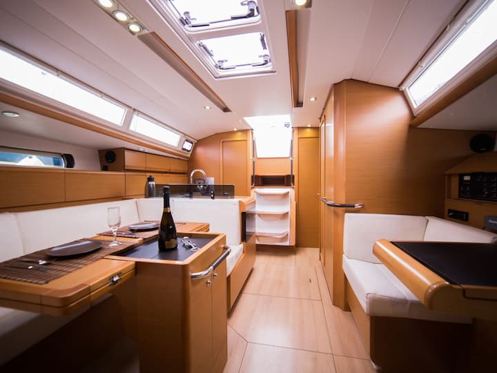 Athene 13.8 m Voor Charter Zeilboot - #21506 - 2