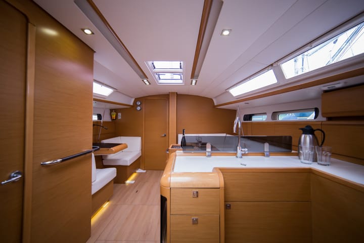 Athene 13.8 m Voor Charter Zeilboot - #21506 - 51
