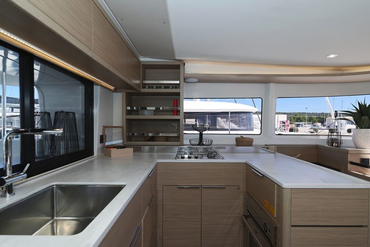  Catamarano Lagoon  46  (2024) per Noleggio, overcloccabile Sukošan | #21584 - 37