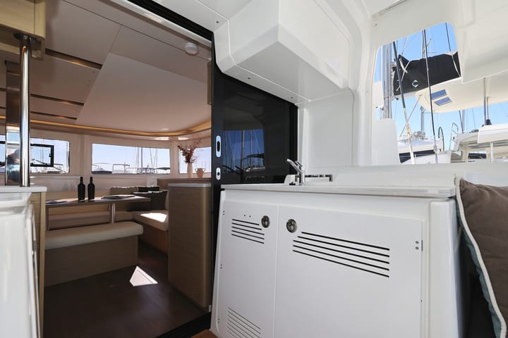  Catamarano Lagoon  46  (2024) per Noleggio, overcloccabile Sukošan | #21584 - 99