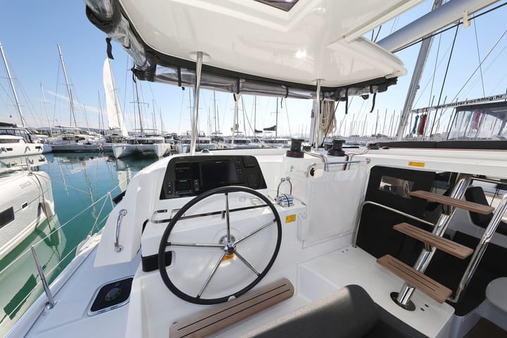  Catamarano Lagoon  42 (2024) per Noleggio, overcloccabile Sukošan | #21784 - 12