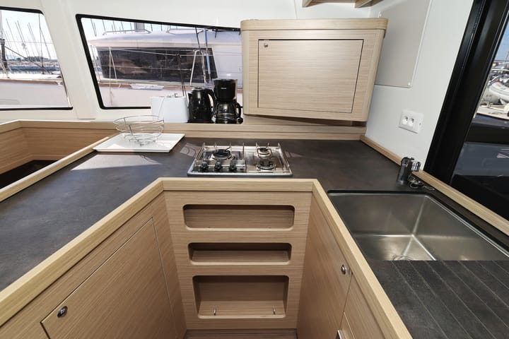  Catamarano Lagoon  42 (2024) per Noleggio, overcloccabile Sukošan | #21784 - 51