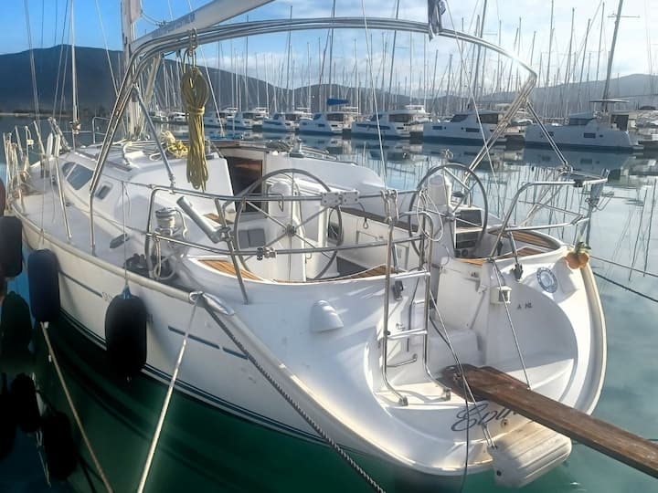 Sailboat Jeanneau Sun Odyssey 40.3 (2002) for Charter - Lefkada | #21864 - 5
