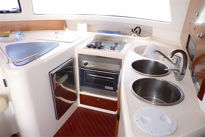 Catamaran Belize 43 (2019) for Charter - Lefkada | #21865 - 12