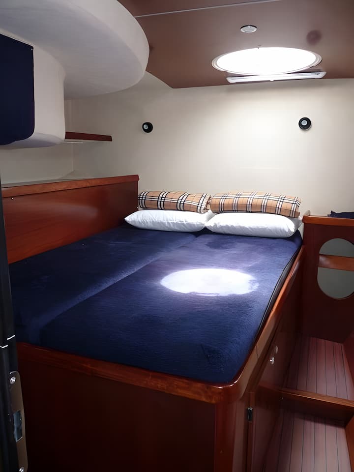 Catamaran Belize 43 (2019) for Charter - Lefkada | #21865 - 14