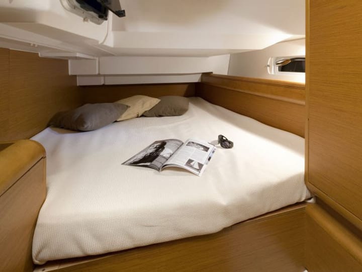  Barca a vela Jeanneau Sun Odyssey 410 (2016) per Noleggio, overcloccabile Santa Lucia - Castries | #2223 - 4