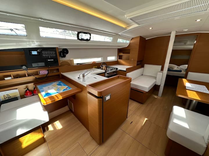  Barca a vela Jeanneau Sun Odyssey 410 (2024) per Noleggio, overcloccabile Dubrovnik | #22325 - 9