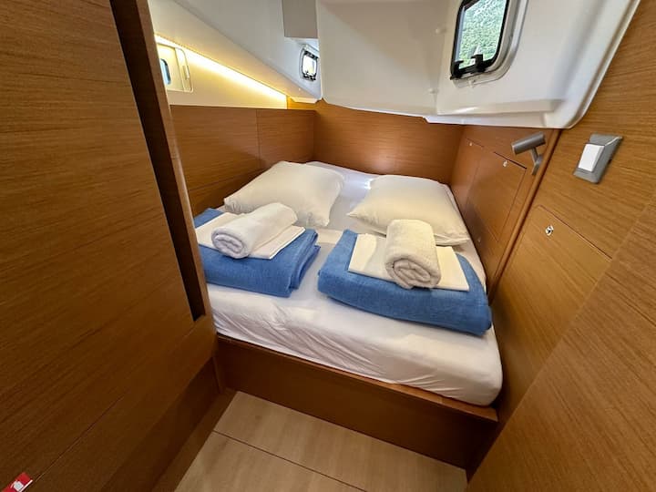  Barca a vela Jeanneau Sun Odyssey 410 (2024) per Noleggio, overcloccabile Dubrovnik | #22325 - 14