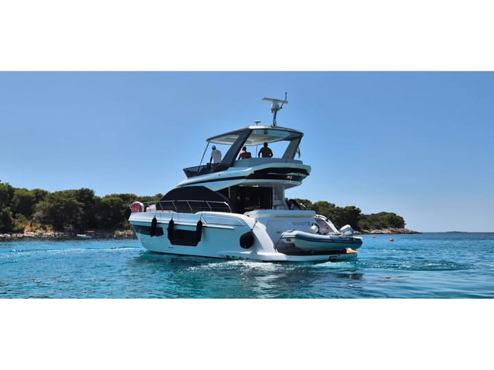 Azimut, 53 Fly (2024) - #22421