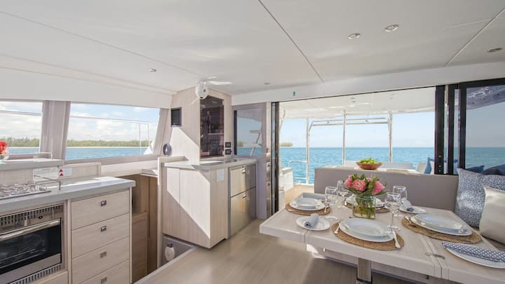 Leopard 43 Powercat Kiralık Katamaran (2019) - Lefkada | #22453 - 10