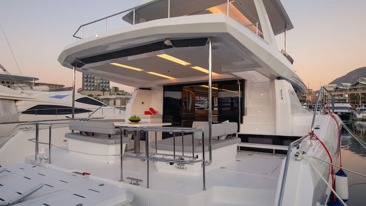 Road Town 16.18 m Per noleggio Catamarano - #22548 - 3