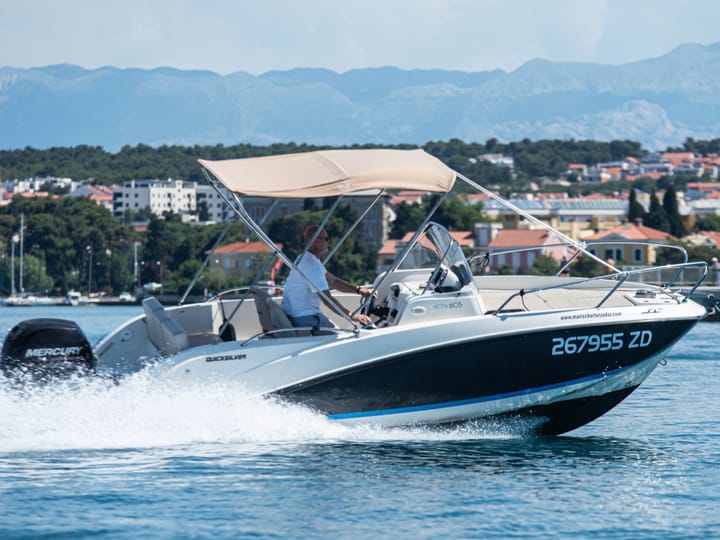 Motorboot Quicksilver 605 Sundeck (2012) für Charter - Zadar | #22624 - 2