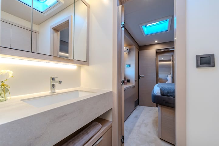  Catamaran Lagoon 55 (2024) voor Charter - Gesplitst | #22693 - 13