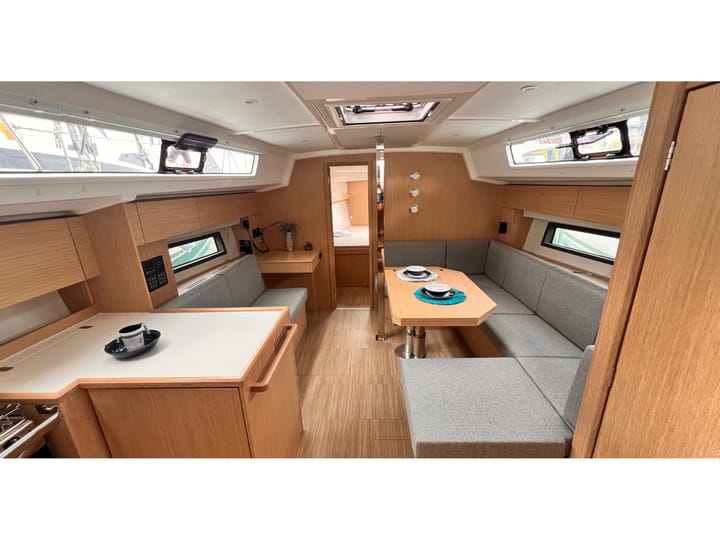  Barca a vela Bavaria  42 Cruiser (2024) per Noleggio, overcloccabile Castiglioncello | #22726 - 2