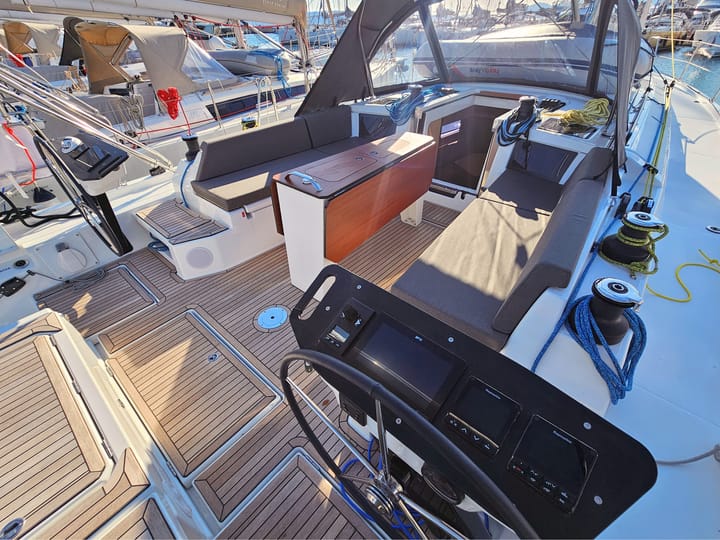  Barca a vela Dufour 44 Grand Large (2025) per Noleggio, overcloccabile Kaštel Gomilica | #22782 - 17