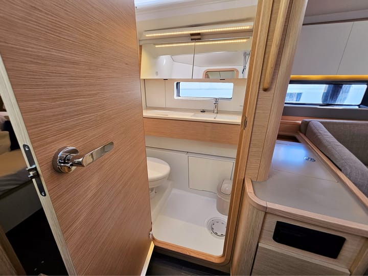  Barca a vela Dufour 44 Grand Large (2025) per Noleggio, overcloccabile Kaštel Gomilica | #22782 - 75