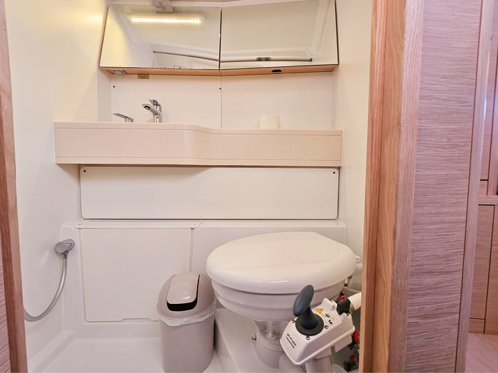  Barca a vela Dufour 44 Grand Large (2025) per Noleggio, overcloccabile Kaštel Gomilica | #22782 - 36