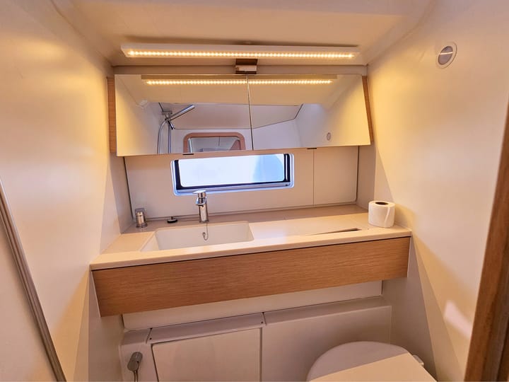  Barca a vela Dufour 44 Grand Large (2025) per Noleggio, overcloccabile Kaštel Gomilica | #22782 - 59