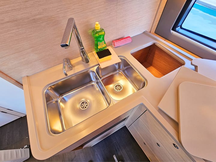  Barca a vela Dufour 44 Grand Large (2025) per Noleggio, overcloccabile Kaštel Gomilica | #22784 - 61