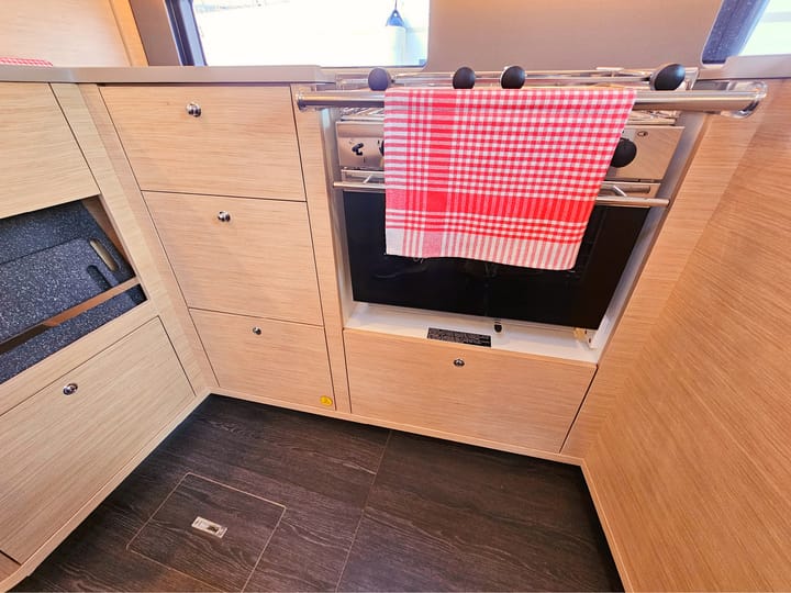  Barca a vela Dufour 44 Grand Large (2025) per Noleggio, overcloccabile Kaštel Gomilica | #22784 - 60