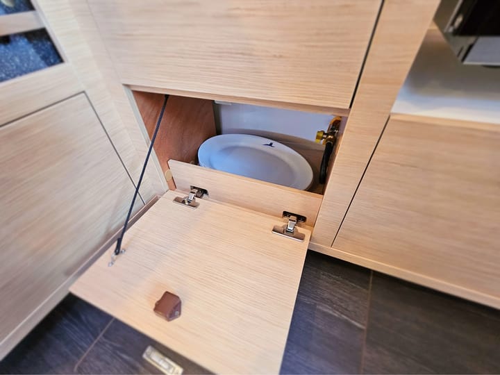  Barca a vela Dufour 44 Grand Large (2025) per Noleggio, overcloccabile Kaštel Gomilica | #22784 - 37