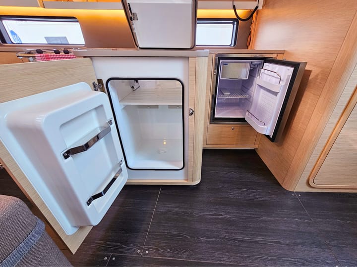  Barca a vela Dufour 44 Grand Large (2025) per Noleggio, overcloccabile Kaštel Gomilica | #22784 - 10