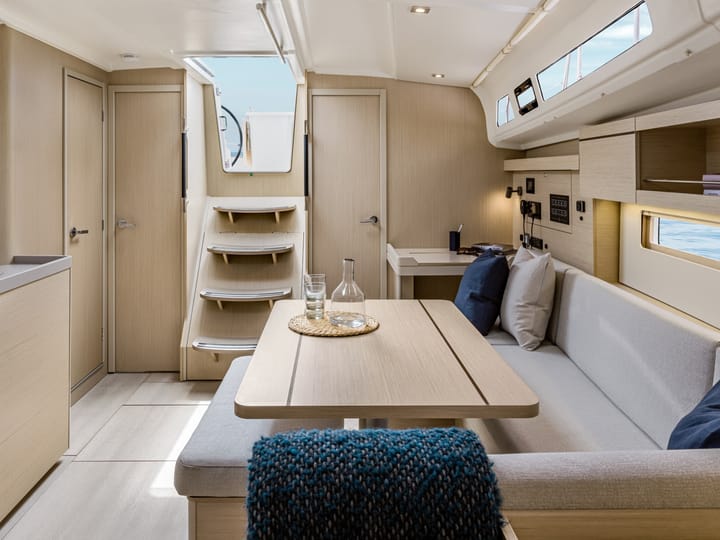  Velero Beneteau Oceanis 40.1 (2024) para Charter - Paros | #22808 - 2