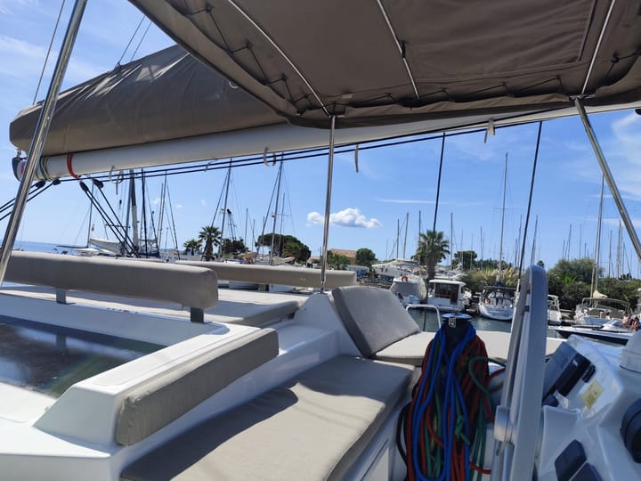 Hyeres 12.75 m Para Charter Catamarán - #22855 - 7