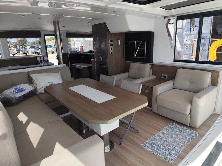 Hyeres 12.75 m Para Charter Catamarán - #22855 - 13
