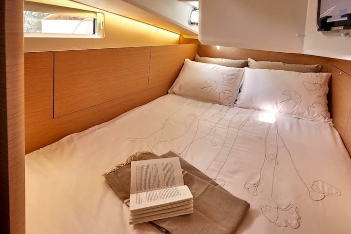 Sailboat Jeanneau Sun Odyssey 410 (2025) for Charter - Rogoznica | #23203 - 16