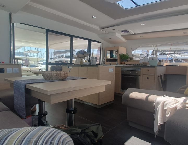 Seget Donji 15.54 m Para Charter Catamarán - #23280 - 10