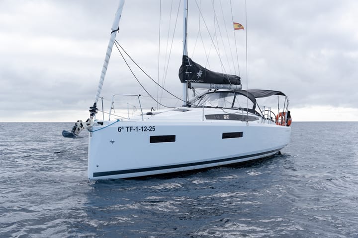 Sailboat Jeanneau Sun Odyssey 380 (2025) for Charter - Palma de Mallorca | #23351 - 10