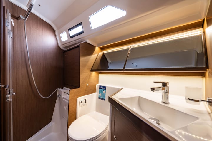  Zeilboot Beneteau Oceanis 40.1 (2025) voor Charter - Nea Peramos - Attica | #23453 - 13