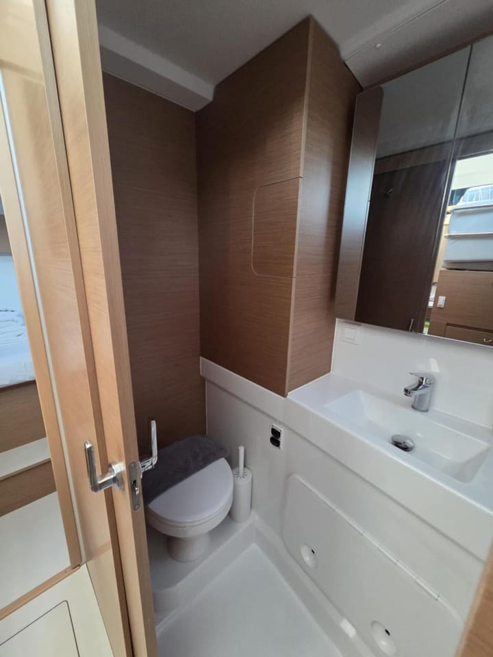 Kos 11.33 m Per noleggio Catamarano - #23459 - 5