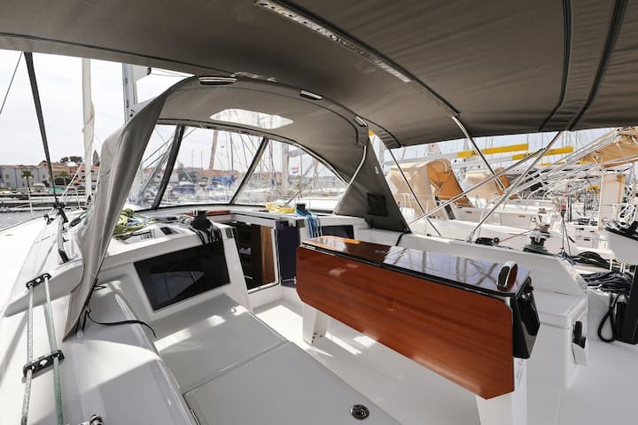 Primosten 12.75 m Für Charter Segelboot — #23480 - 12