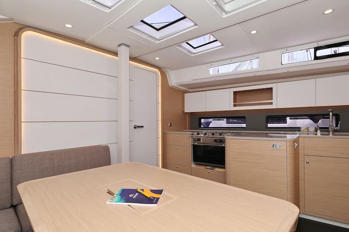 Primosten 12.75 m Für Charter Segelboot — #23480 - 22