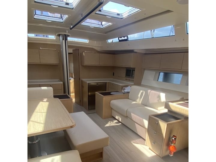  Velero Bavaria C57 Style (2025) para Charter - Atenas | #23492 - 2