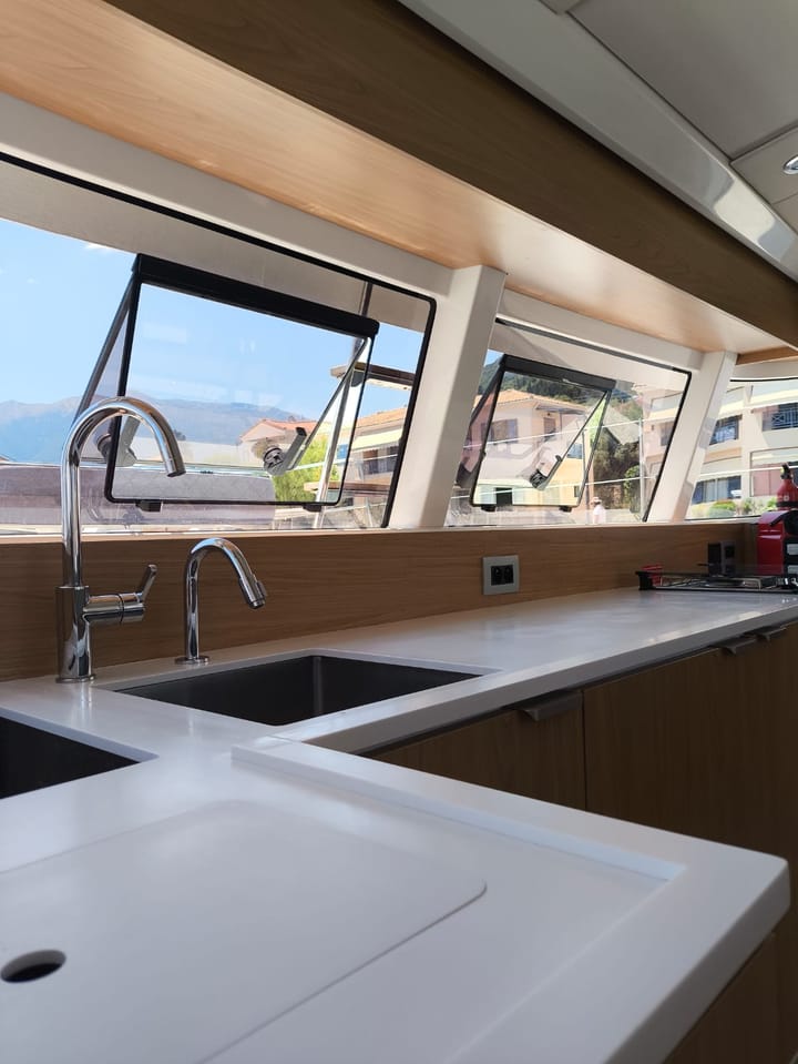 Nydri 11.78 m For Charter Catamaran - #23504 - 4