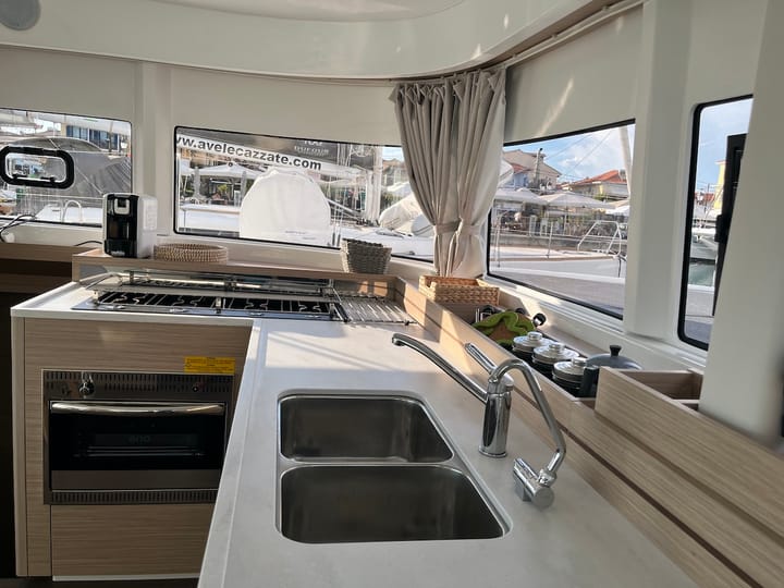  Catamarano Lagoon 43 (2025) per Noleggio, overcloccabile Lefkada | #23516 - 75