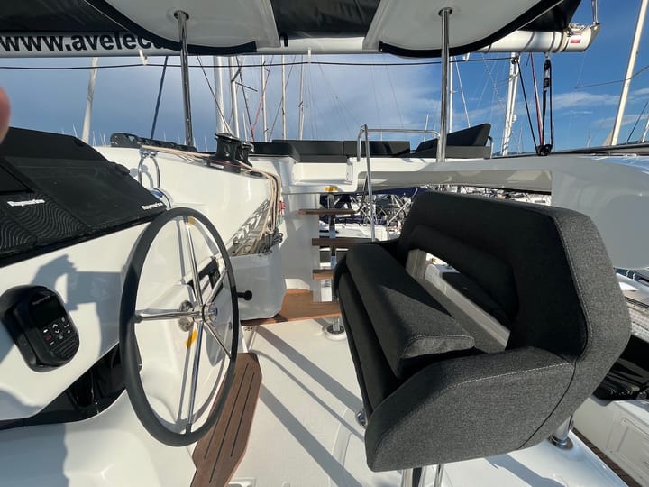  Catamarano Lagoon 43 (2025) per Noleggio, overcloccabile Lefkada | #23516 - 81